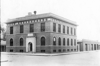 La_Crosse_Telephone_building_ca_1915_for_blog.jpg