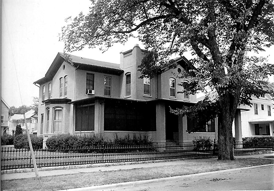 4-19_9th_S_236_at_Cass_nw__Webb-Withee_1876_-_Les_photo_not_taken_in_1876-house_dates_from_then3_550w.jpg