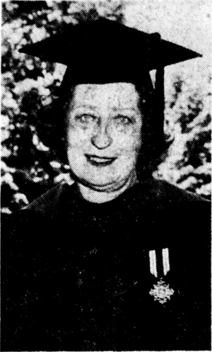 1963-06-23_p10_Dorothy_Hofweber_portrait.jpg