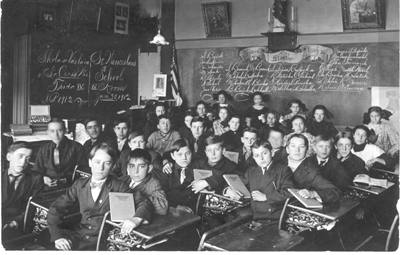 St_Wenceslaus_School_1912.jpg